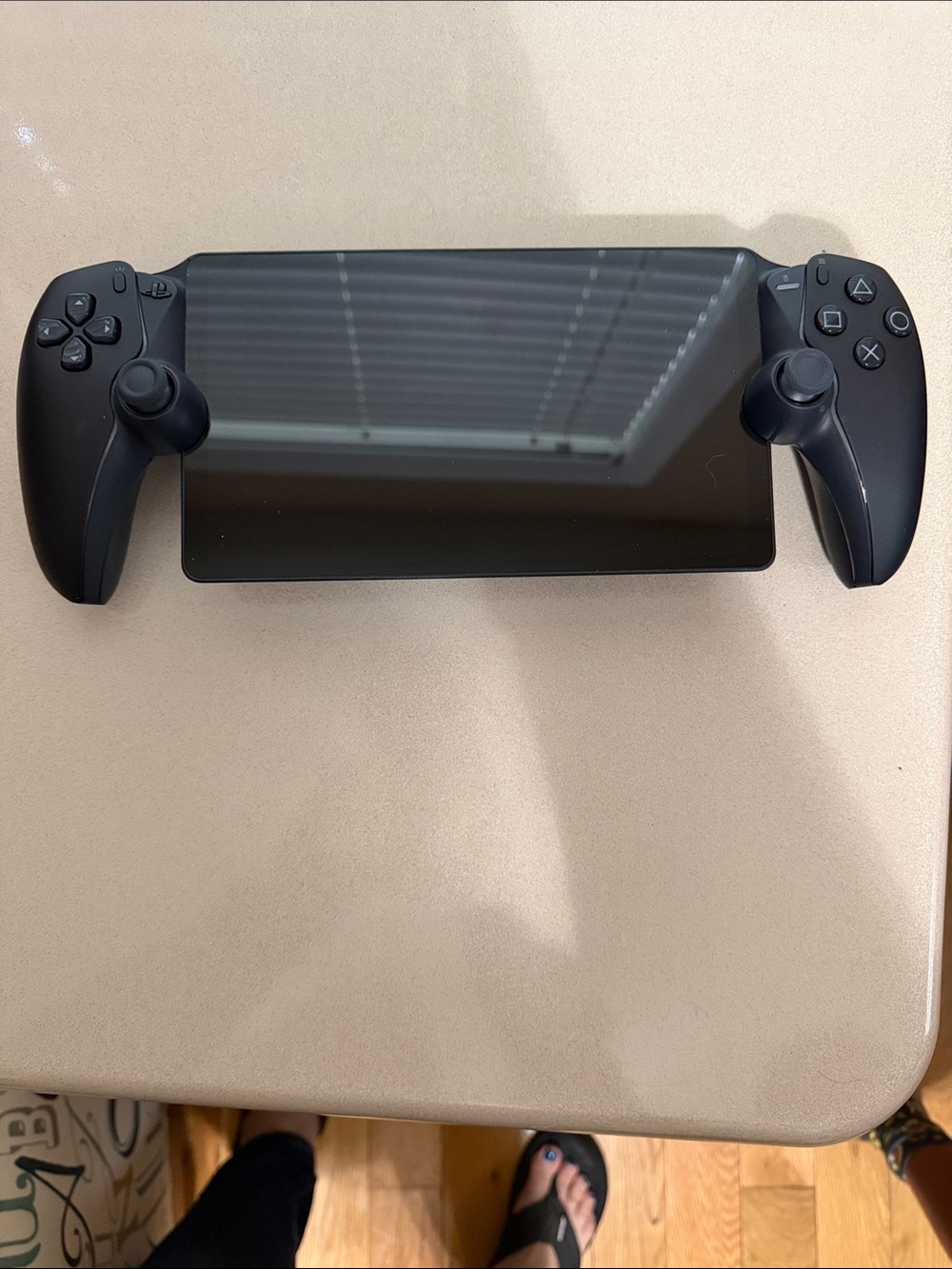 Sony Black Mobile Gaming Controller with Tablet Grip